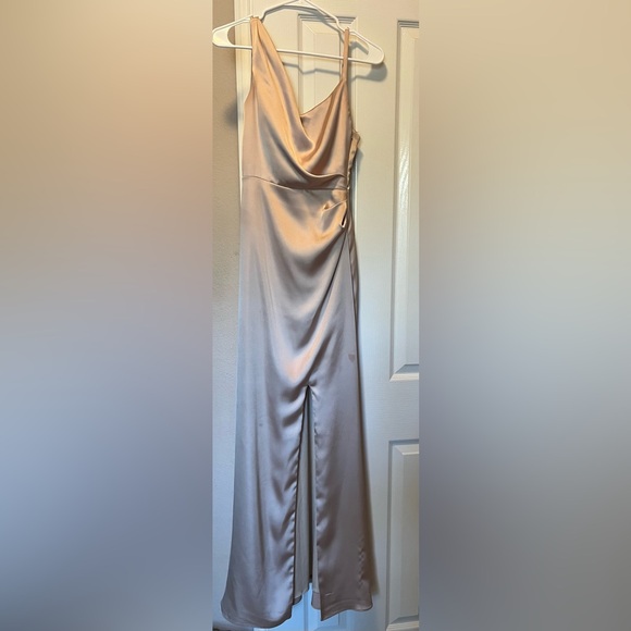 Revelry Maxine Satin Champagne Bridesmaid Dress Size 0 - Picture 2 of 3